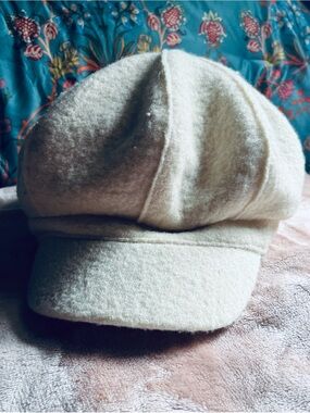 Scala Pronto Cream Wool Cap with Brim